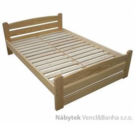 dřevěná dvoulůžková postel z masivního dřeva Standart chalup
