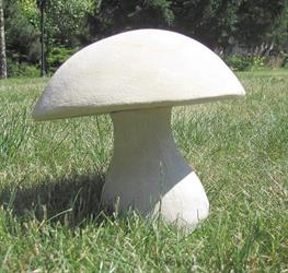 zahradní pískovcová dekorace z kamene houba skladem
